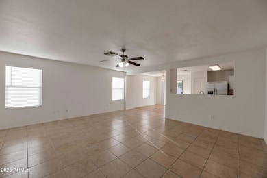 15717 W Watson Ln, Surprise, AZ 85379 - photo 3