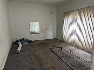 417 E Saint James St, San Jose, CA 95112 - photo 2