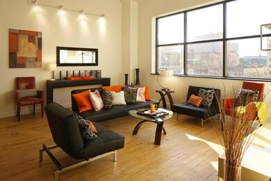 atrium_202_furnished_05