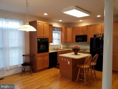 351 Regis Falls Ave, Wilmington, DE 19808 - photo 4