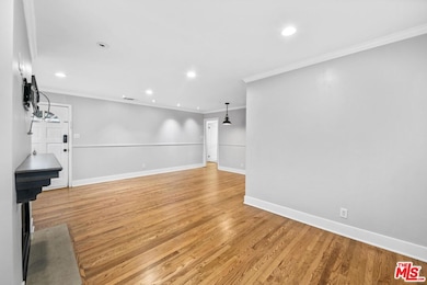 18148 Hartland St, Reseda, CA 91335 - photo 6