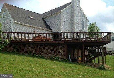 5 Grove Creek Cir, Smithsburg, MD 21783 - photo 4