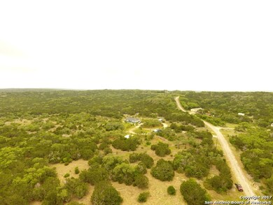 0 Cr 242 unit 1237059, Hondo, TX 78861 - photo 7