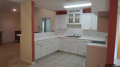 2118 2118 Villa Dr, Tyler, TX 75703 - photo 6