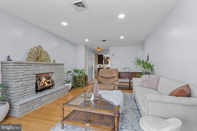 7517-23 Loretto Ave, Philadelphia, PA 19111 - photo 2