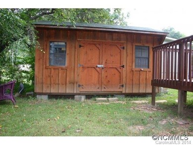 Menonite built 10 x 15 cedar