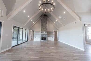 413 Royal Santana Run, Weatherford, TX 76087 - photo 6