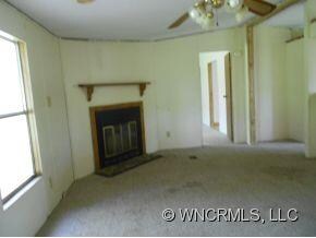 35 Thunder Bay Ln, Hendersonville, NC 28792 - photo 2