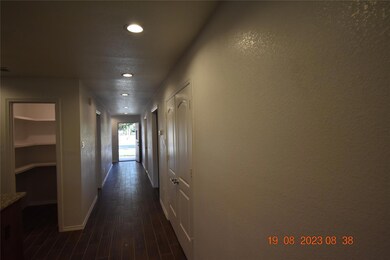 214 W Fairview St, Sherman, TX 75092 - photo 6