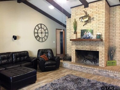 10143 Creek Bend Dr, Tyler, TX 75707 - photo 6