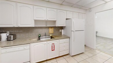 4001 S Ocean Dr unit PH7, Hollywood, FL 33019 - photo 4