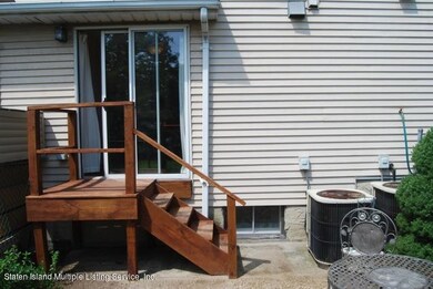 28 Houston Ln, Staten Island, NY 10302 - photo 4
