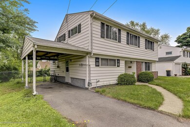 20 Stoneybrook Dr Old Bridge-large-004-7