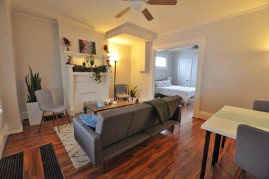 787 A Living + Bedroom
