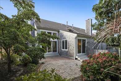20 Kates Path Patio