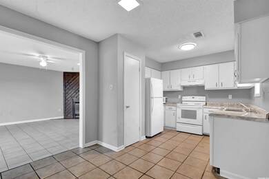 1618 W Matthews Ave, Jonesboro, AR 72401 - photo 3