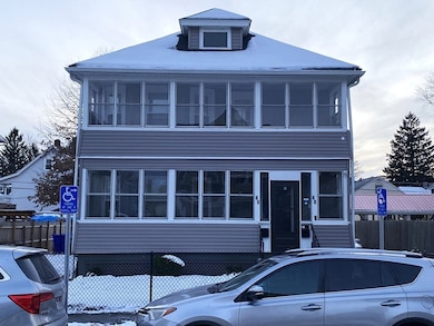 46 Mooreland St unit 1FL, Springfield, MA 01104 - photo 2