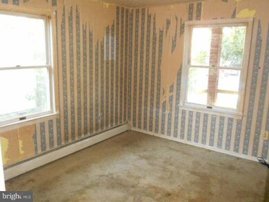 28 Pelczar Ave, Essex, MD 21221 - photo 5