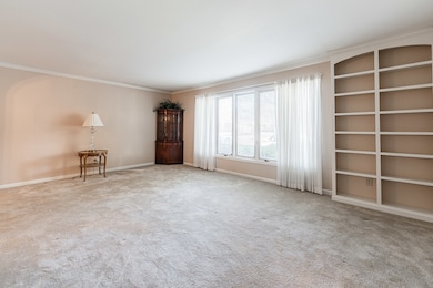 1531 Mayflower Dr, Dekalb, IL 60115 - photo 6