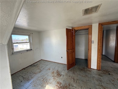 538 19th St, Dunbar, WV 25064 - photo 7