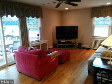 11721 Daisy Ln, Glenn Dale, MD 20769 - photo 7