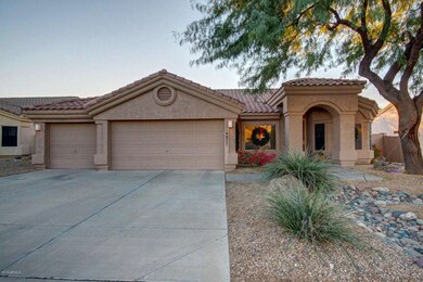 4357 front yard 2