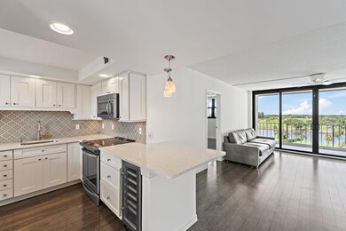 Gemini Club Condominiums unit 7190, North Palm Beach, FL 33408 - photo 5