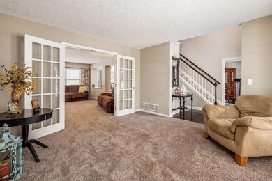 [008] 876 Dunvegan Cir, Pickeri
