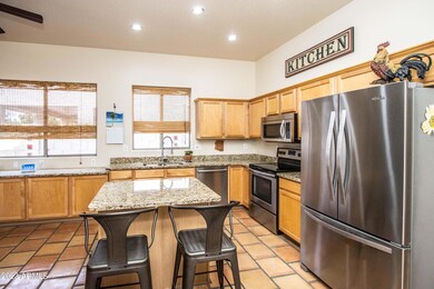 S Kitchen 2