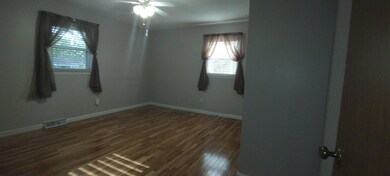 208 Brown St, Berea, KY 40403 - photo 5