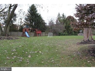 538 Olivia Way, Lafayette Hill, PA 19444 - photo 2