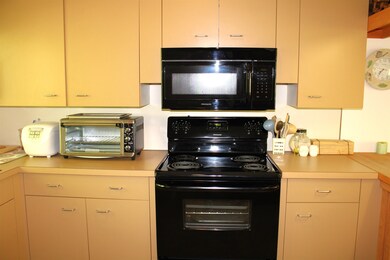 46 Clearbrook Rd unit 2, Lincoln, NH 03251 - photo 7