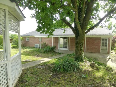 4200 Clime Rd N, Columbus, OH 43228 - photo 5