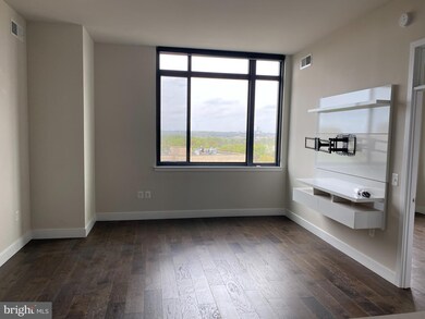 2000 Clarendon Blvd unit 704, Arlington, VA 22201 - photo 3