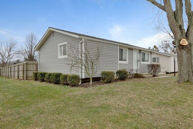 1670 Regents Hill Dr, Columbus, OH 43223 - photo 3