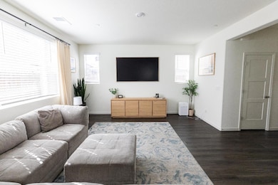 3382 Auburn Leaf Loop, Folsom, CA 95630 - photo 3