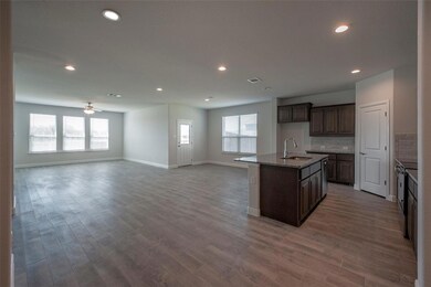 525 Smart Strike Trail, Granbury, TX 76049 - photo 5