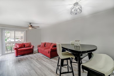 10200 Lake Shore Dr unit D-13, Myrtle Beach, SC 29572 - photo 4