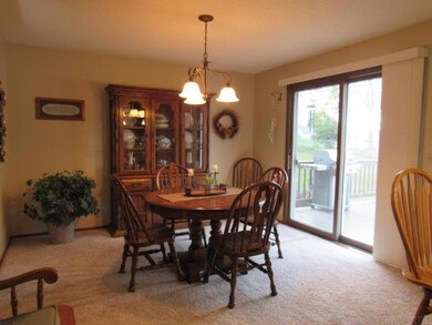 458 W 7th St, Monticello, IA 52310 - photo 5