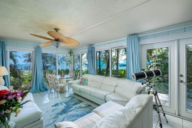 Bayfront Florida Room