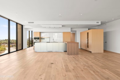 Ascent Phoenician Unit210-11