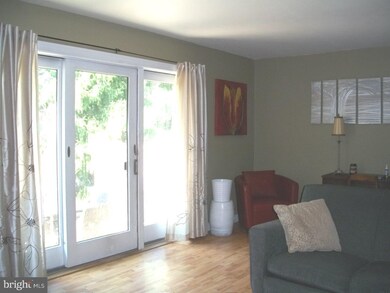 227 Bishop Dr, Chester, PA 19014 - photo 5