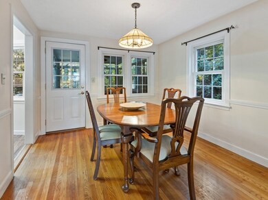 6 Holbrook Rd, Wayland, MA 01778 - photo 5