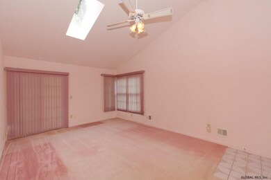 599 Highwood Cir unit END UNIT, Albany, NY 12203 - photo 7