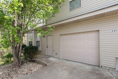1297Hillcrest-3