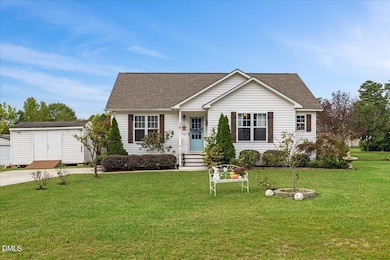 100 Stoney Creek Cir, Smithfield, NC 27577 - photo 3