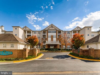 2605 Chapel Lake Dr unit 402, Gambrills, MD 21054 - photo 2