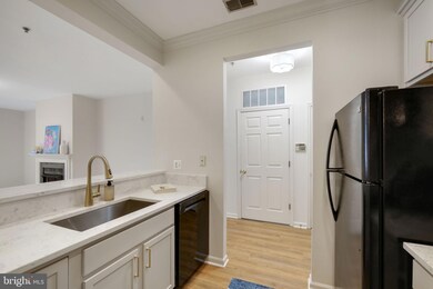 150 Chevy Chase St unit 102, Gaithersburg, MD 20878 - photo 5