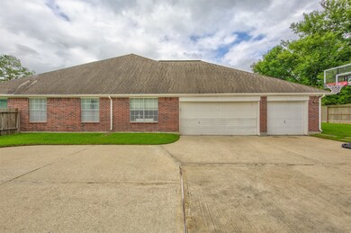 1405 Buttonwood Dr, Friendswood, TX 77546 - photo 5