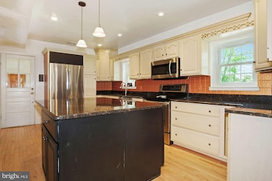 2177 Joshua Rd, Lafayette Hill, PA 19444 - photo 6